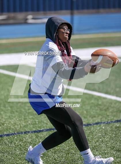 Thumbnail 3 in Roosevelt @ Hempstead photogallery.