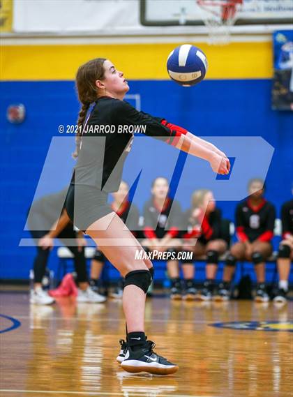 Thumbnail 1 in Incarnate Word Academy @ Kelly Catholic photogallery.
