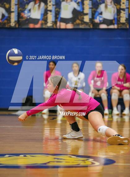Thumbnail 1 in Incarnate Word Academy @ Kelly Catholic photogallery.