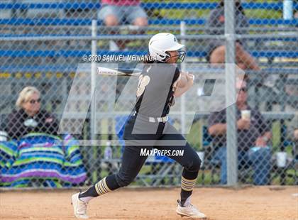 Thumbnail 1 in Elkhorn vs. Lincoln Southeast photogallery.