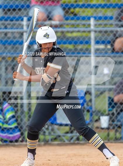 Thumbnail 1 in Elkhorn vs. Lincoln Southeast photogallery.