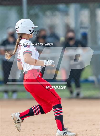 Thumbnail 3 in Elkhorn vs. Lincoln Southeast photogallery.