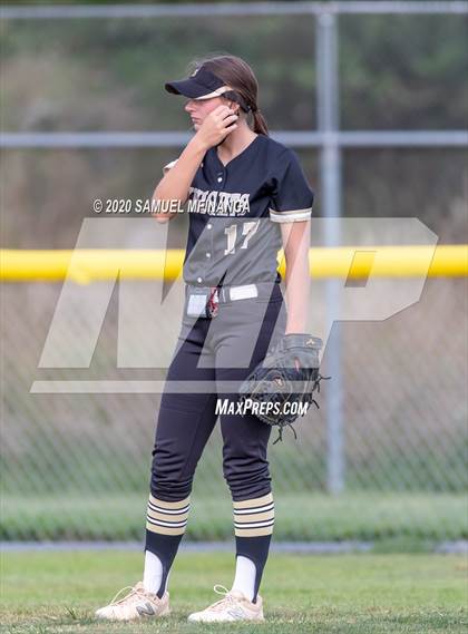 Thumbnail 1 in Elkhorn vs. Lincoln Southeast photogallery.