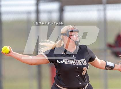 Thumbnail 2 in Elkhorn vs. Lincoln Southeast photogallery.