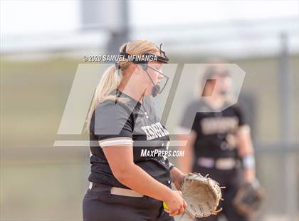 Thumbnail 2 in Elkhorn vs. Lincoln Southeast photogallery.