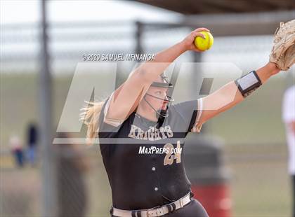 Thumbnail 2 in Elkhorn vs. Lincoln Southeast photogallery.
