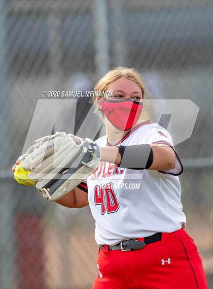 Thumbnail 3 in Elkhorn vs. Lincoln Southeast photogallery.