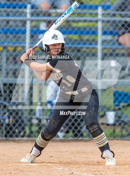 Thumbnail 2 in Elkhorn vs. Lincoln Southeast photogallery.
