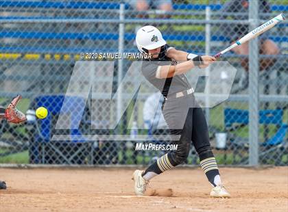 Thumbnail 2 in Elkhorn vs. Lincoln Southeast photogallery.