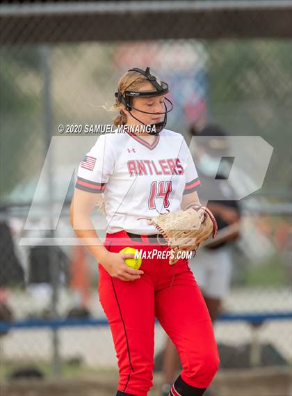 Thumbnail 1 in Elkhorn vs. Lincoln Southeast photogallery.