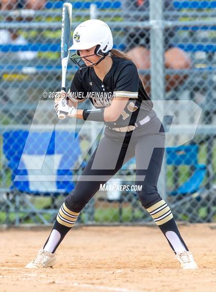 Thumbnail 3 in Elkhorn vs. Lincoln Southeast photogallery.