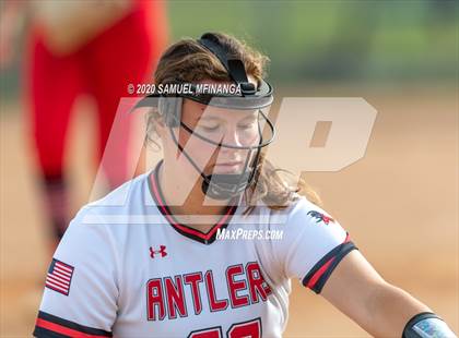 Thumbnail 3 in Elkhorn vs. Lincoln Southeast photogallery.