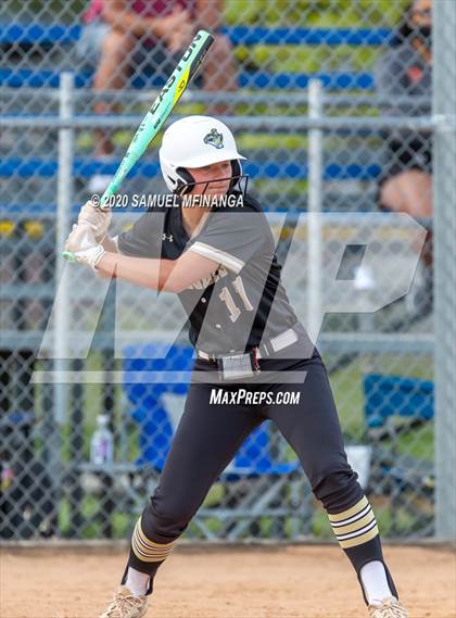 Thumbnail 2 in Elkhorn vs. Lincoln Southeast photogallery.