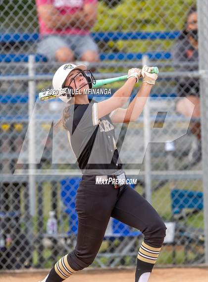 Thumbnail 3 in Elkhorn vs. Lincoln Southeast photogallery.