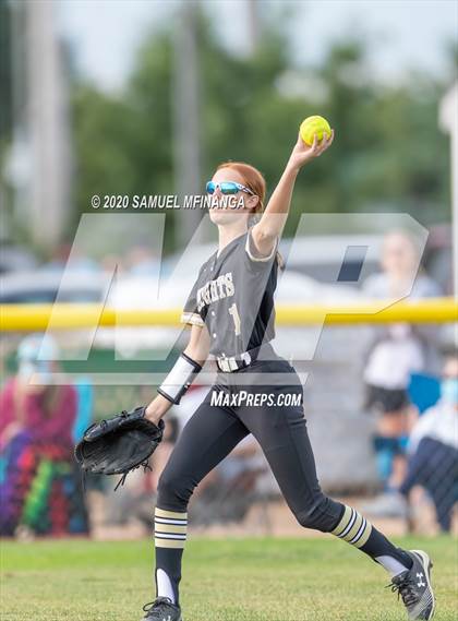 Thumbnail 1 in Elkhorn vs. Lincoln Southeast photogallery.