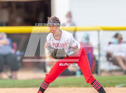 Thumbnail 3 in Elkhorn vs. Lincoln Southeast photogallery.
