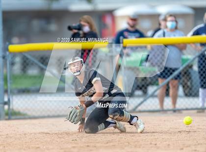 Thumbnail 2 in Elkhorn vs. Lincoln Southeast photogallery.