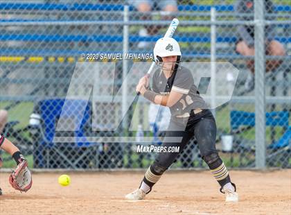 Thumbnail 2 in Elkhorn vs. Lincoln Southeast photogallery.
