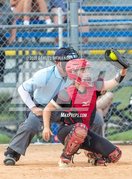 Thumbnail 3 in Elkhorn vs. Lincoln Southeast photogallery.