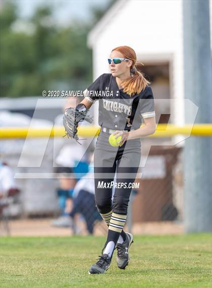 Thumbnail 3 in Elkhorn vs. Lincoln Southeast photogallery.