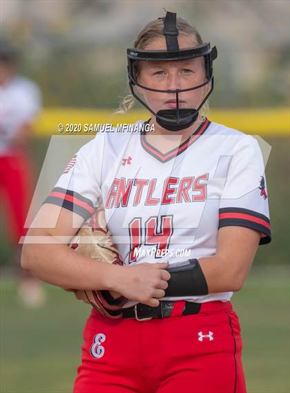 Thumbnail 3 in Elkhorn vs. Lincoln Southeast photogallery.