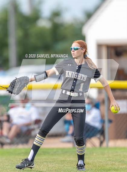 Thumbnail 3 in Elkhorn vs. Lincoln Southeast photogallery.