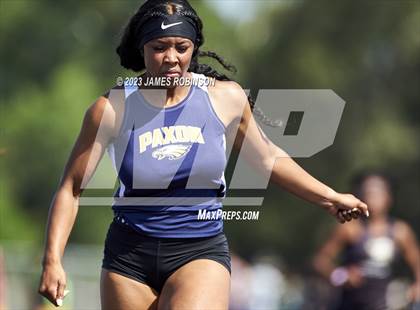 Thumbnail 2 in Sandra Cheeseborough Invitational (100 Meter) photogallery.