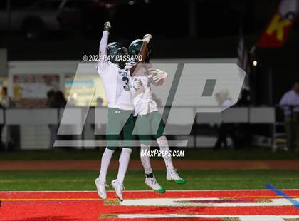 Thumbnail 3 in William Floyd vs Sachem East photogallery.