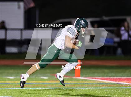 Thumbnail 2 in William Floyd vs Sachem East photogallery.