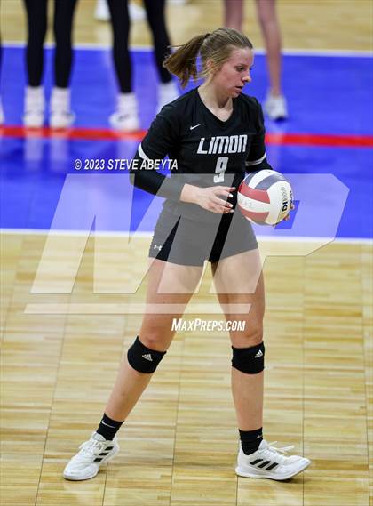Thumbnail 1 in Swink vs. Limon (CHSAA 2A First Round) photogallery.