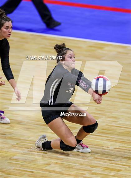 Thumbnail 1 in Swink vs. Limon (CHSAA 2A First Round) photogallery.