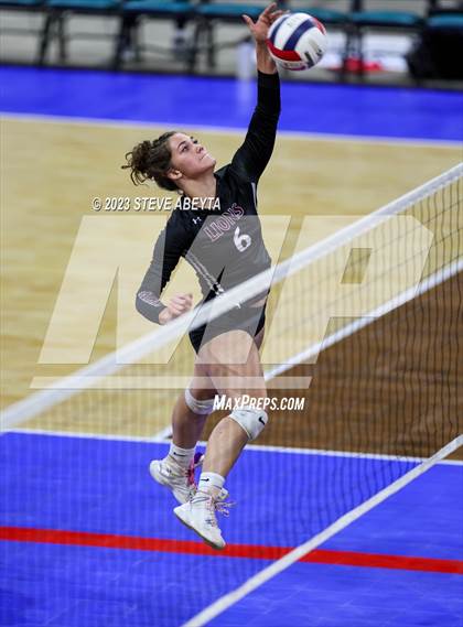 Thumbnail 1 in Swink vs. Limon (CHSAA 2A First Round) photogallery.
