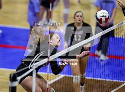 Thumbnail 2 in Swink vs. Limon (CHSAA 2A First Round) photogallery.