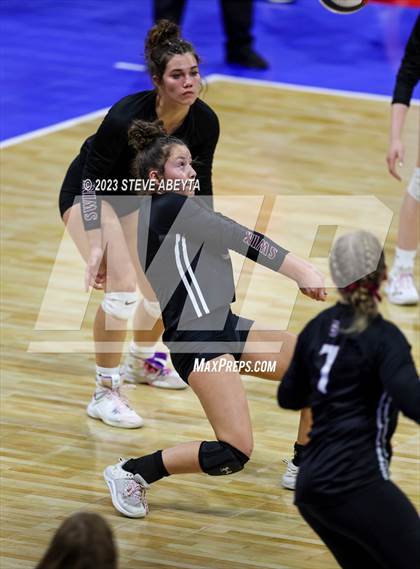 Thumbnail 1 in Swink vs. Limon (CHSAA 2A First Round) photogallery.