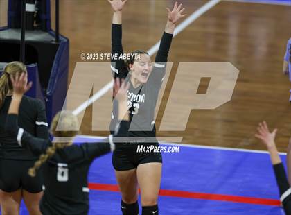 Thumbnail 1 in Swink vs. Limon (CHSAA 2A First Round) photogallery.