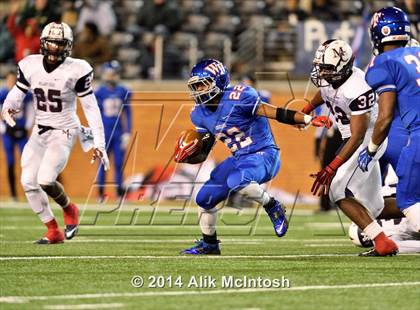 Thumbnail 2 in Mallard Creek vs. Wake Forest (NCHSAA Class 4AA Final) photogallery.