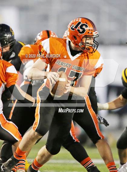 Thumbnail 1 in Thomas Jefferson vs. Jersey Shore (PIAA 4A State Championship) photogallery.