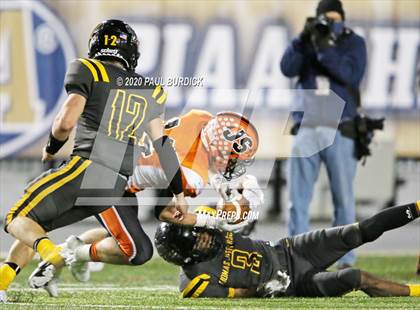 Thumbnail 2 in Thomas Jefferson vs. Jersey Shore (PIAA 4A State Championship) photogallery.