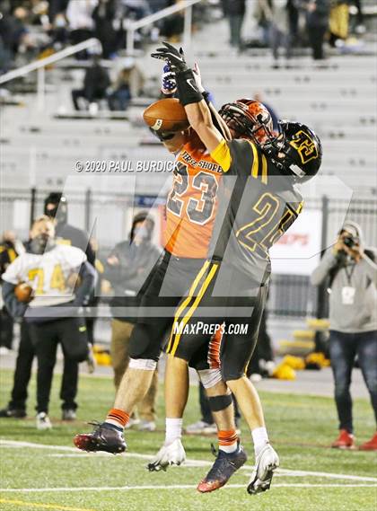Thumbnail 2 in Thomas Jefferson vs. Jersey Shore (PIAA 4A State Championship) photogallery.