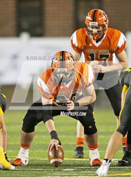 Thumbnail 2 in Thomas Jefferson vs. Jersey Shore (PIAA 4A State Championship) photogallery.