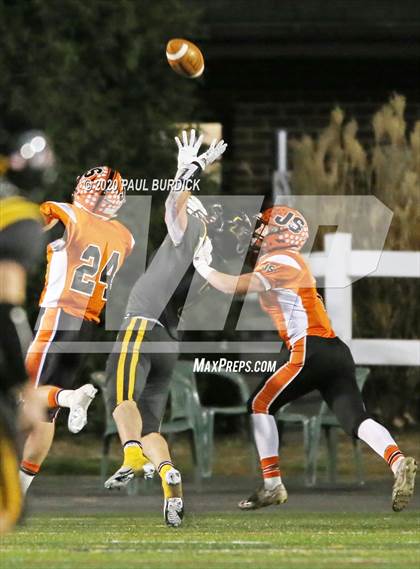 Thumbnail 1 in Thomas Jefferson vs. Jersey Shore (PIAA 4A State Championship) photogallery.