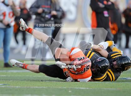 Thumbnail 1 in Thomas Jefferson vs. Jersey Shore (PIAA 4A State Championship) photogallery.