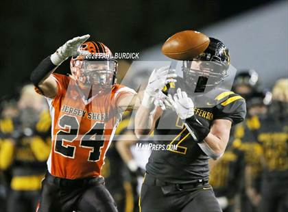 Thumbnail 1 in Thomas Jefferson vs. Jersey Shore (PIAA 4A State Championship) photogallery.