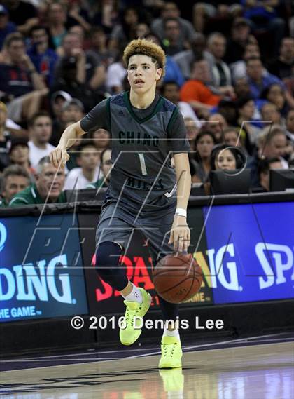 Thumbnail 2 in De La Salle vs. Chino Hills (CIF State Open Division Final) photogallery.