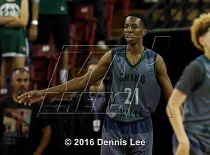 Thumbnail 1 in De La Salle vs. Chino Hills (CIF State Open Division Final) photogallery.