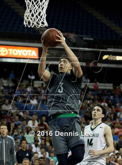 Thumbnail 1 in De La Salle vs. Chino Hills (CIF State Open Division Final) photogallery.