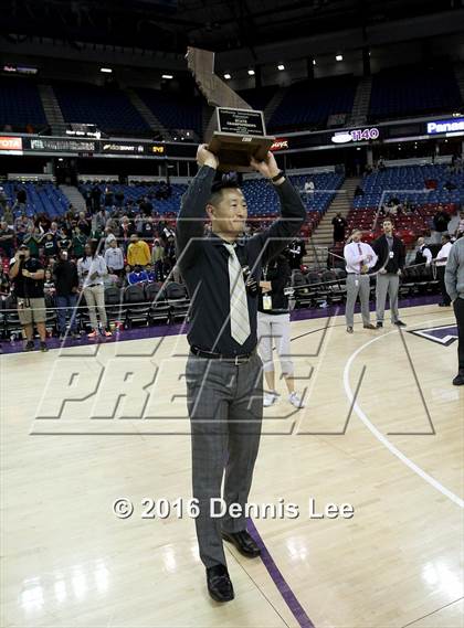 Thumbnail 2 in De La Salle vs. Chino Hills (CIF State Open Division Final) photogallery.