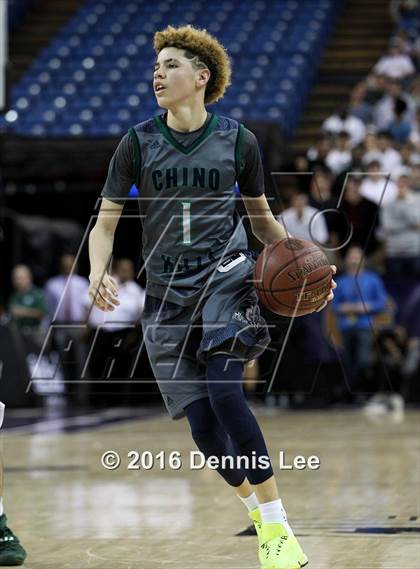 Thumbnail 1 in De La Salle vs. Chino Hills (CIF State Open Division Final) photogallery.