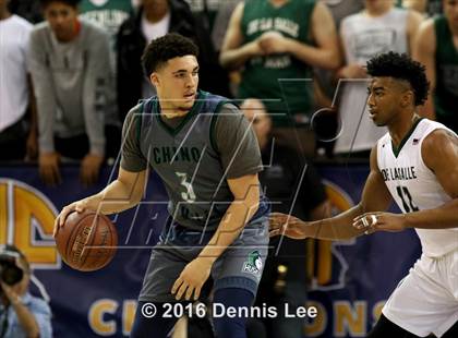 Thumbnail 3 in De La Salle vs. Chino Hills (CIF State Open Division Final) photogallery.