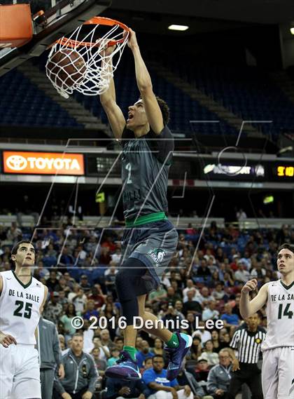 Thumbnail 1 in De La Salle vs. Chino Hills (CIF State Open Division Final) photogallery.